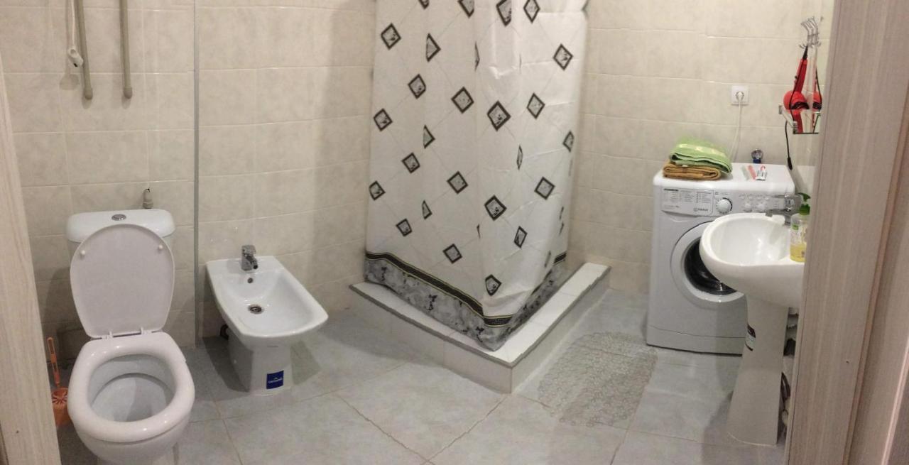 Studio Apartment In Center Poltava Extérieur photo